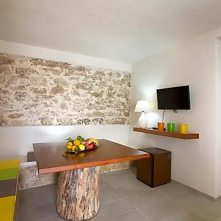 Panzió La Rocca Scavata
