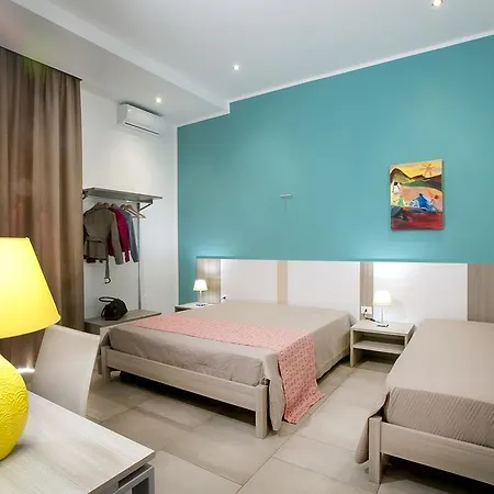 La Rocca Scavata Рильево